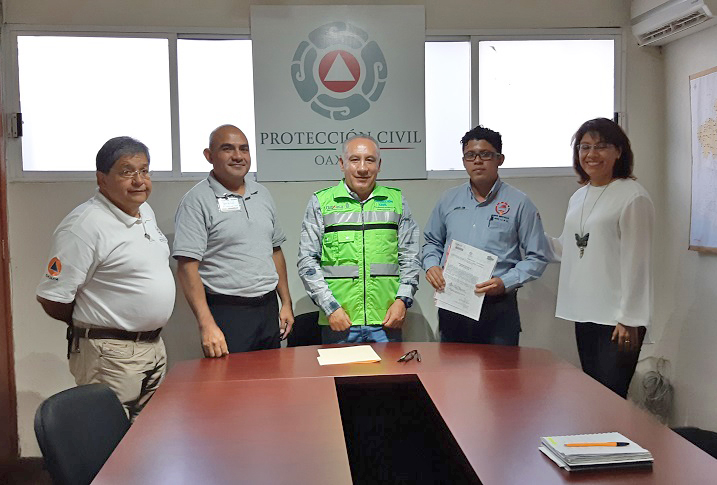 Entrega CEPCO constancias de programas internos a empresa Autozone