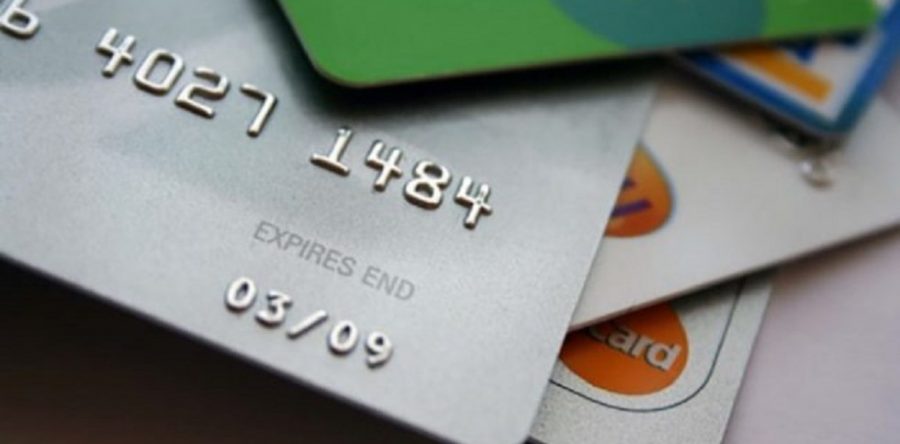 Cargos no reconocidos a tarjetas de débito deberán abonarse en dos días