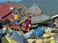 Casi 200 mil personas necesitan ayuda en Indonesia: ONU