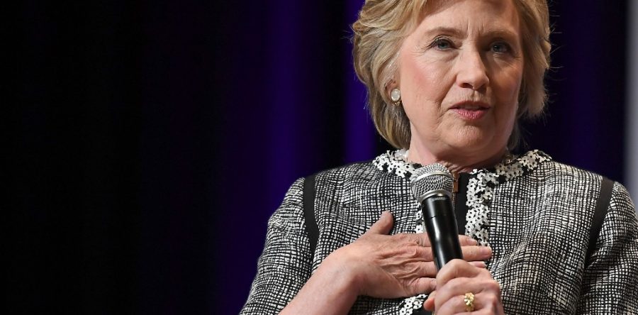 Clinton pide investigar a Trump por abusos sexuales