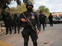 Con solo secundaria o primaria, 47.3% de policías estatales; ganan menos de 10 mil pesos al mes: Inegi