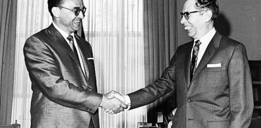 El 68 (7). El ejército, víctima propiciatoria de sistema-PRI: Carlos Ramírez