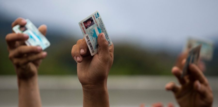EU cortará ayuda a Honduras si no frena caravana migrante: Trump