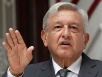 El Ejército es leal, pero tiene manchas como la del 68: AMLO