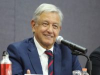 Equipo de López Obrador tiene lista Ley Federal de Austeridad