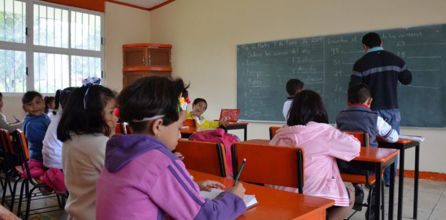 Exhorta IEEPO inscribir a escolares en planteles autorizados y con validez oficial