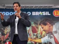 Haddad acusa a Bolsonaro de hacer campaña con “dinero sucio”