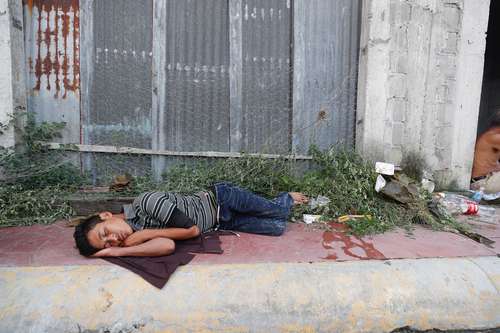 La urgencia de sobrevivir, el motor de los desplazados