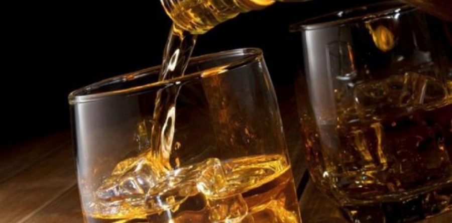 México consume 42.5 por ciento de alcohol ilícito