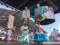 Muestra Oaxaca su Guelaguetza en ciudad Nezahualcóyotl