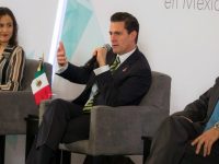 Peña Nieto pide a Cofece e IFT no “espantarse” si no les aplauden