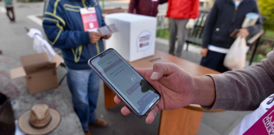 Poder votar varias veces y tinta que se borra, fallas en consulta por el nuevo aeropuerto