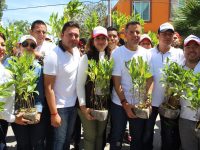 Se beneficia Santa Lucía del Camino con el “Tequio por Oaxaca” encabezado por Raúl Cruz y Alejandro Murat