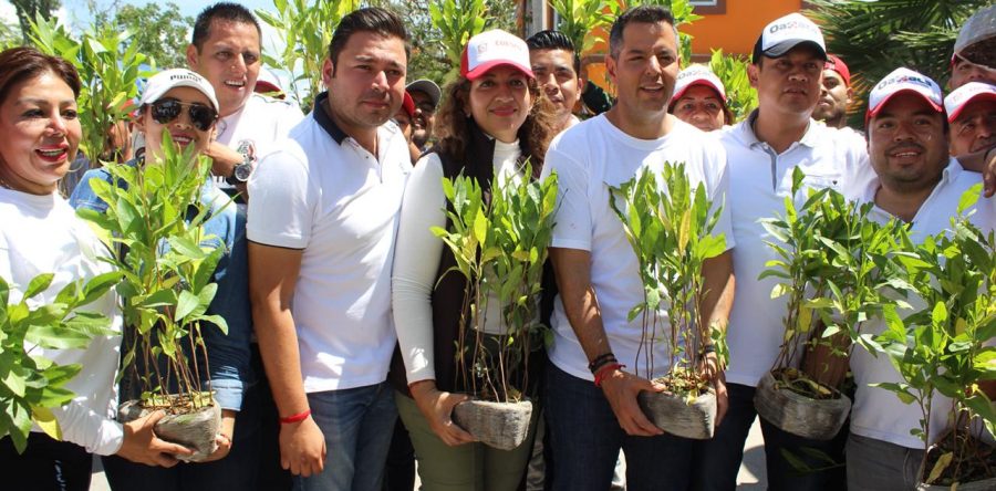 Se beneficia Santa Lucía del Camino con el “Tequio por Oaxaca” encabezado por Raúl Cruz y Alejandro Murat