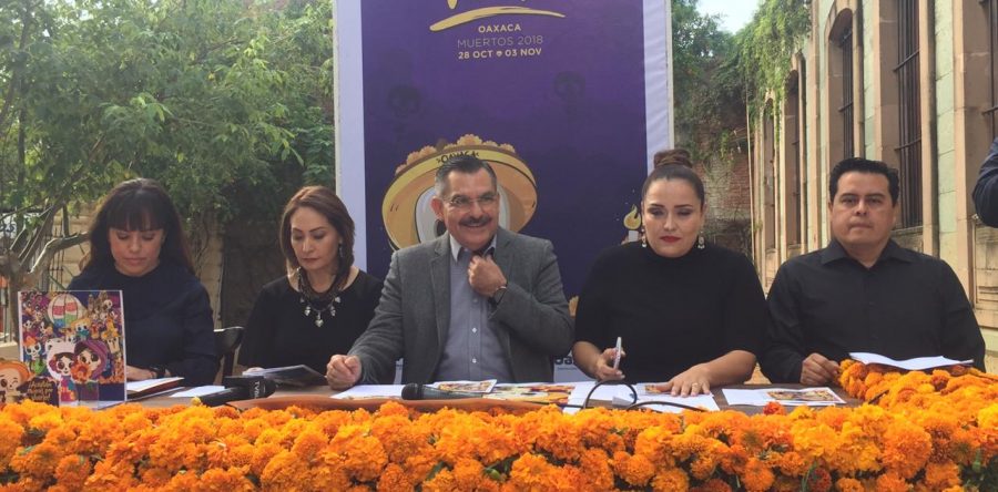 Presenta edil de Oaxaca ¡Acéptalo, mueres por vivirlo!, programa de Día de Muertos
