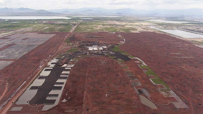 ¿Y ahora qué pasará con el NAIM y los terrenos?