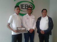 Lanza IEBO convocatoria Para Ver las Estrellas