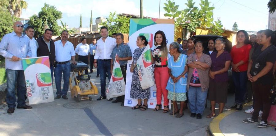 Da Raúl Cruz, banderazo de inicio de obra en la rehabilitación de la red de drenaje sanitario en la Unidad Deportiva