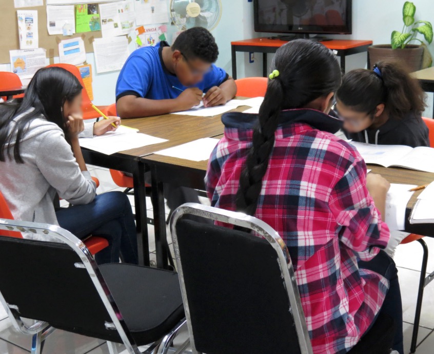 Garantiza IEEPO derecho a la educación de niñez migrante