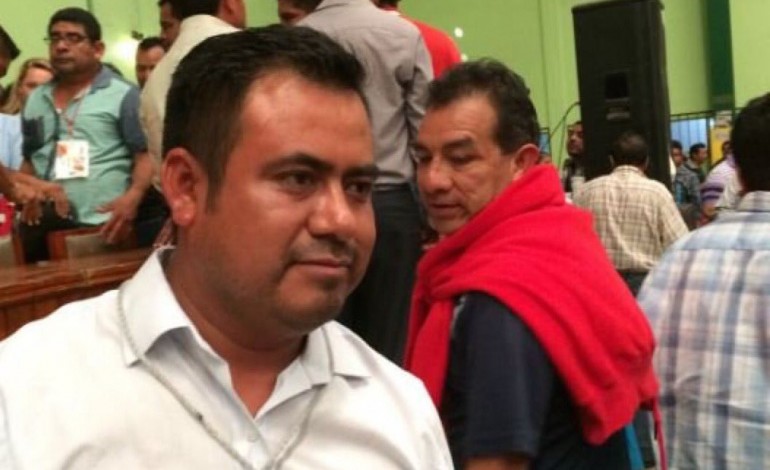 Dobletea sueldo diputada de Morena y hermana de líder magisterial