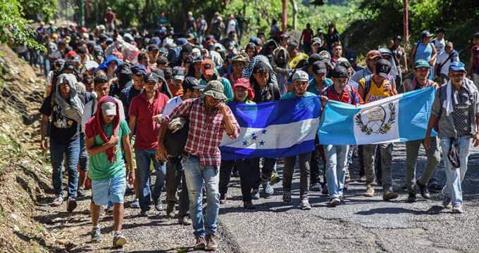 Reducido grupo de migrantes decide trasladarse a la capital oaxaqueña