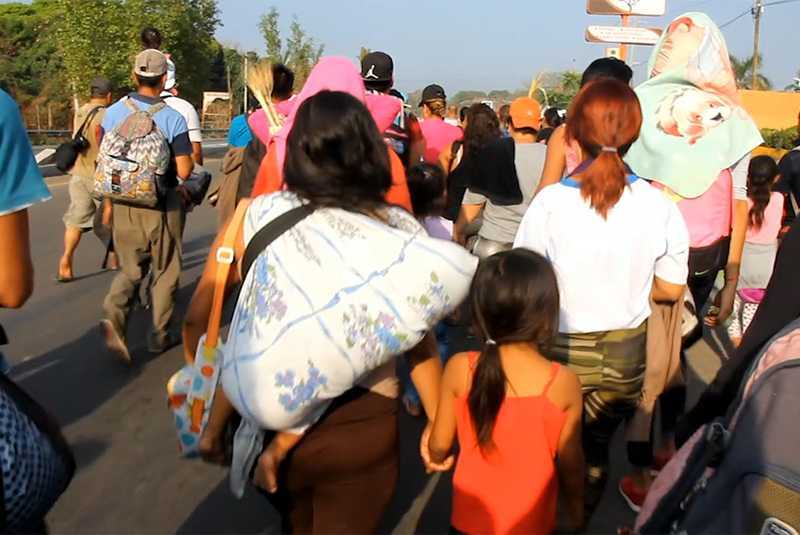 Califican migrantes como boicot de la federación a la cancelación de autobuses