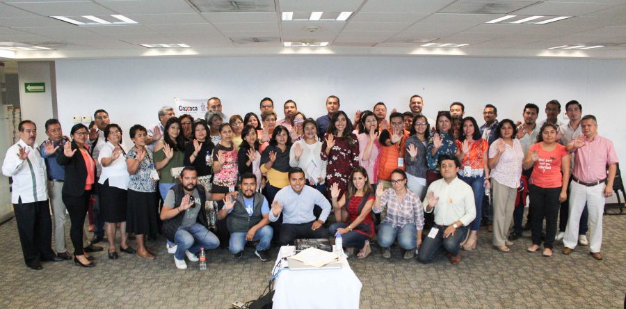 Nadia López, Premio Nacional de la Juventud, contribuye  al empoderamiento femenino de servidoras públicas