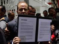 Además del avión presidencial, empresario quiere helicópteros de Marina y Sedena