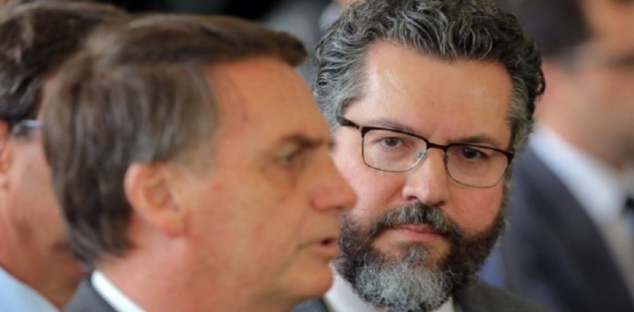 Bolsonaro nombra canciller a diplomático pro-Trump