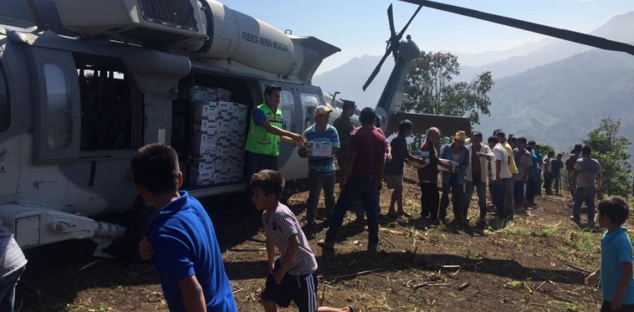 Por aire y tierra, atiende CEPCO a 82 comunidades  afectadas por lluvia