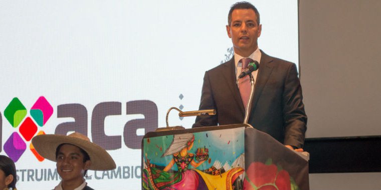 Narcotráfico, sujeto a oferta y demanda del dios mercado: Alfredo Martínez de Aguilar