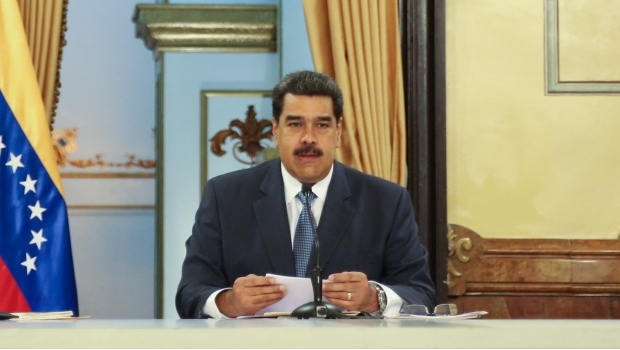 Decreta Nicolás Maduro aumento de 150% al salario mínimo