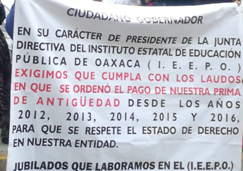 Exigen trabajadoras de la educación pago de prima vacacional