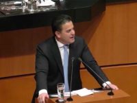 Damián Zepeda juega contra el PAN y en la cancha Morena-AMLO: Carlos Ramírez