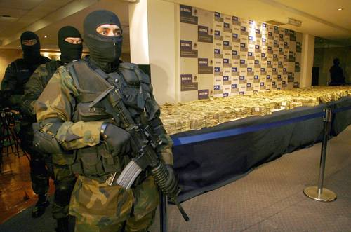 Economía del ‘narco’ genera 600 mil mdp cada año en México
