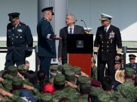 Enfrentemos juntos la inseguridad: AMLO a militares