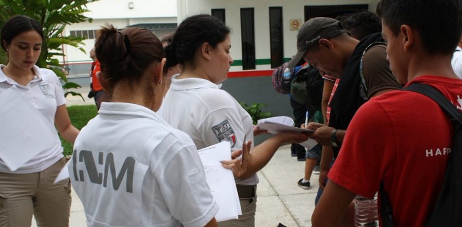 Expulsan de segunda caravana a tres migrantes para su deportación