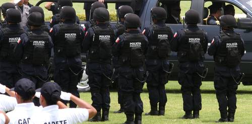 Gobernación: son aptos sólo 25% de policías del país