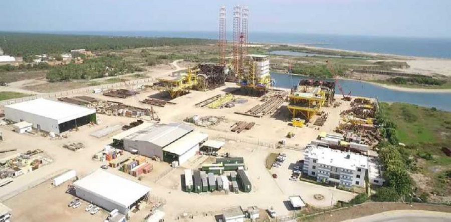 Gobierno desistirá de refinería si así se elige en consulta ciudadana