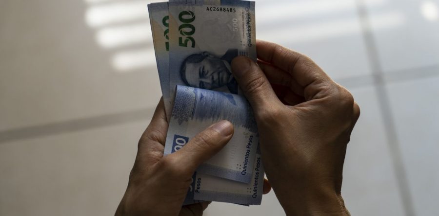 Inviable, propuesta de que el gobierno administre dinero de las Afore: expertos