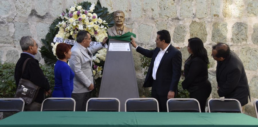 En el aniversario luctuoso de Ricardo Flores Magón, convoca munícipe a comunicar de manera responsable