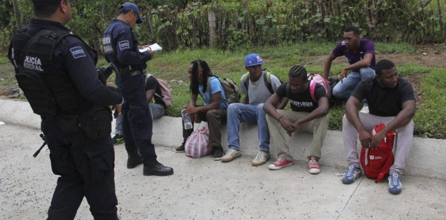 La detención de niños migrantes se disparó 842% durante el sexenio de Peña Nieto