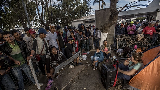 Mexicanos usamos lenguaje ‘trumpiano’: Derbez