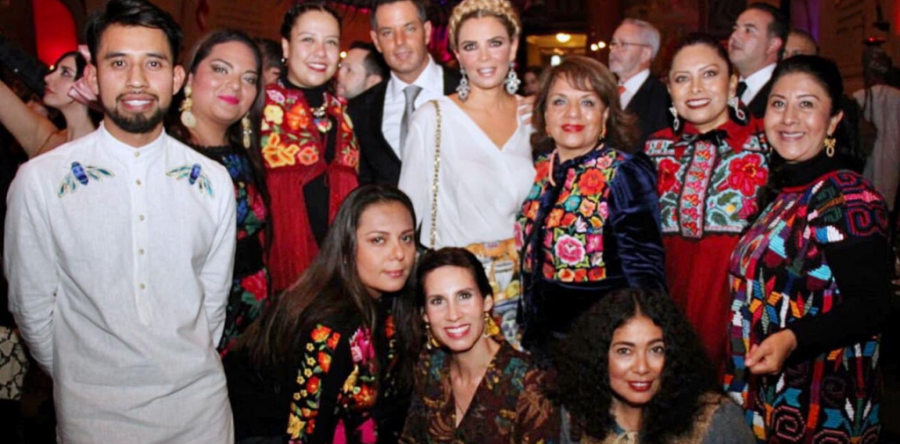 Conquista Oaxaca en Nueva York con tradicional Día de Muertos