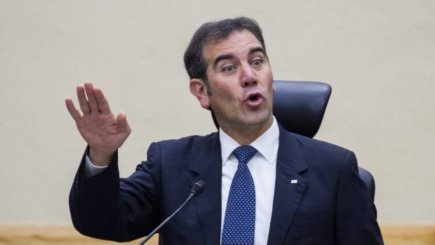 Niega Córdova dinero del narco en campañas