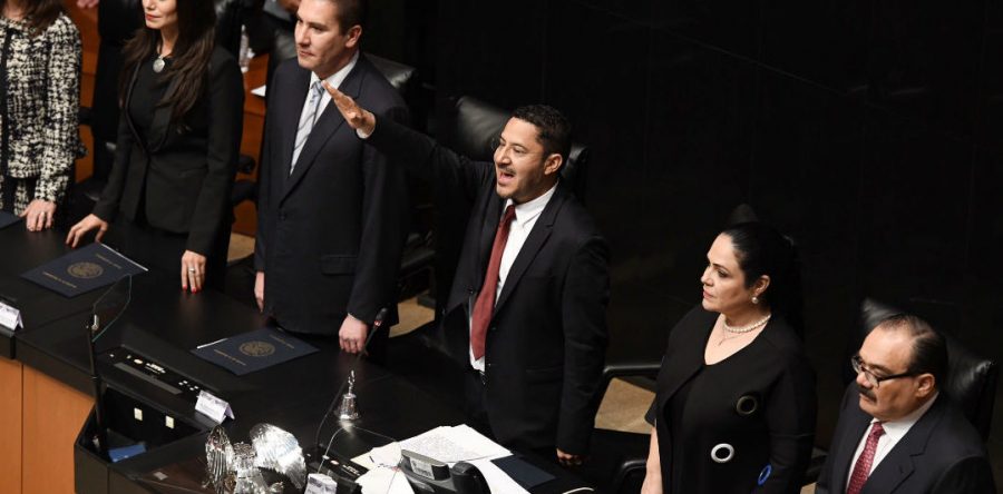 Ponen fin a las pensiones de los expresidentes