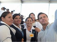 Rechaza Peña Nieto dar consejos de gobierno a López Obrador