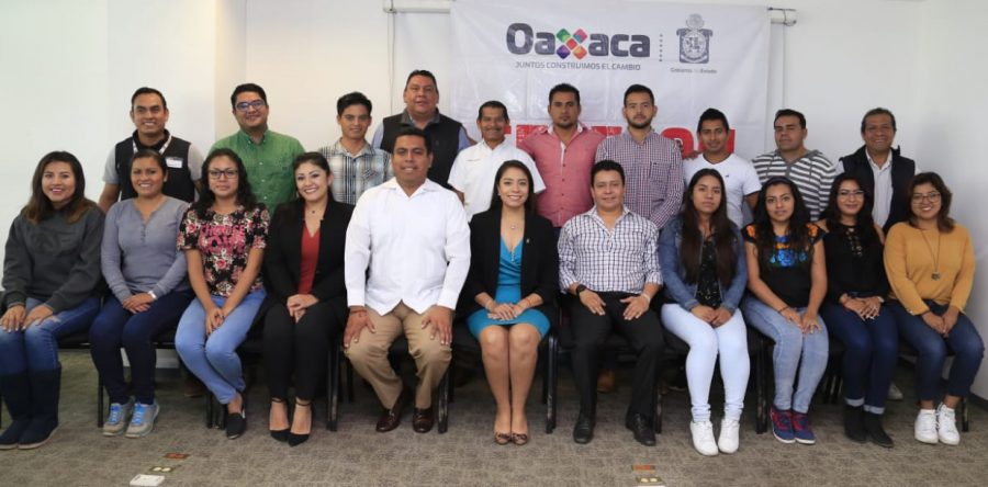 Presenta titular de Sedesoh a Jorge Zárate Medina, nuevo coordinador de las Unidades Móviles