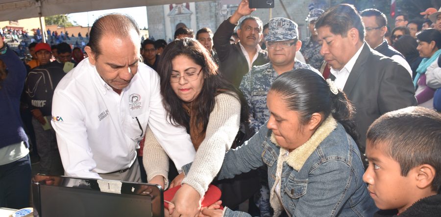 Realizan sorteo del Servicio Militar Nacional, Clase 2000 Anticipados y Remisos