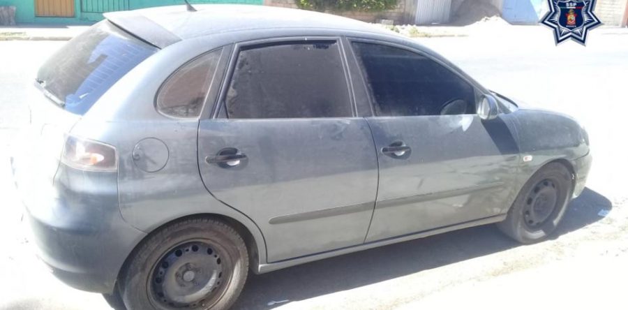 Asegura Policía Estatal vehículo con reporte de robo en Santa Lucía del Camino